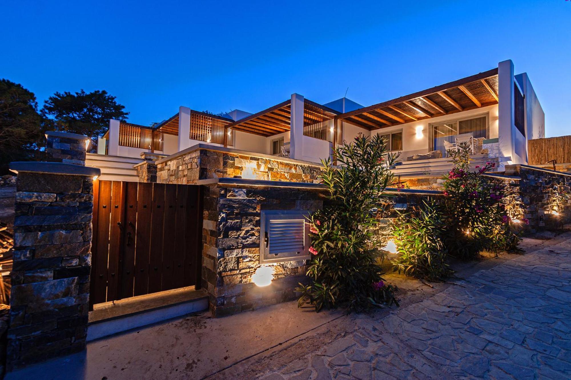 Pefki Luxury Suites Telendos ภายนอก รูปภาพ